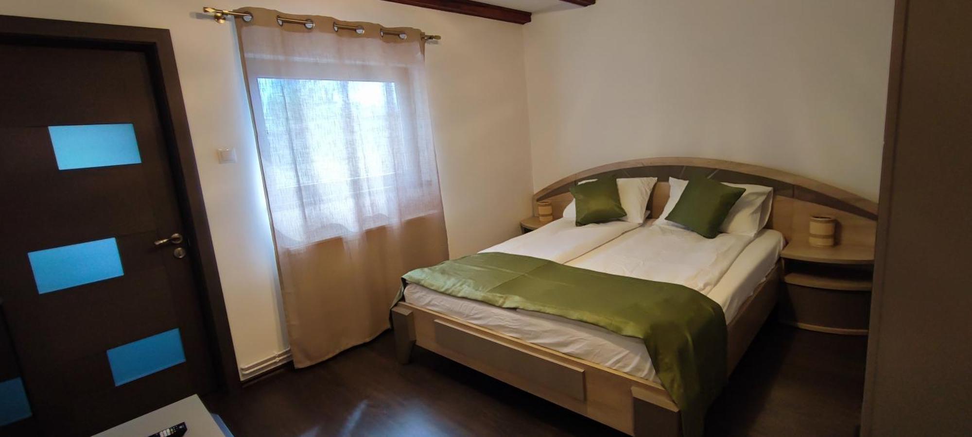 La Coti Villa Brasov Luaran gambar