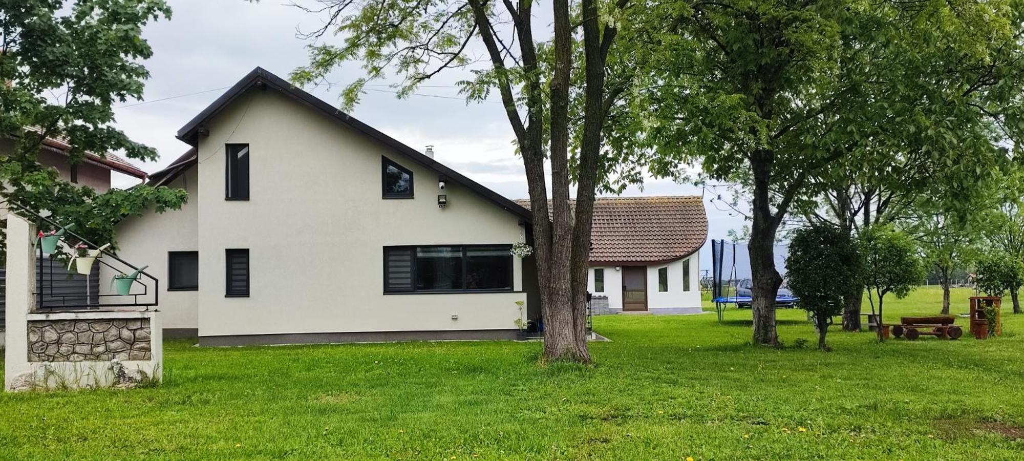 La Coti Villa Brasov Luaran gambar